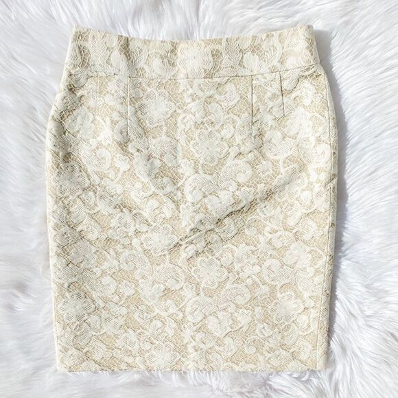 Banana Republic Brocade Lace Pencil Skirt Cream & Tan Size 4 Petite - Picture 1 of 7
